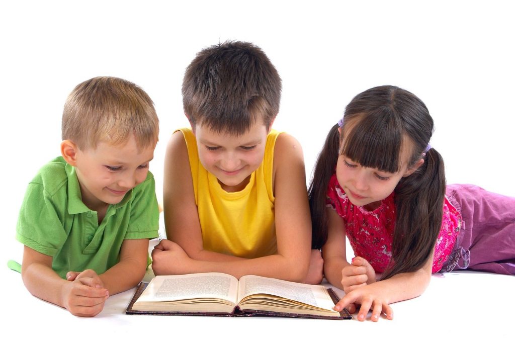 6 Ways To Optimise Your Content For The Web Reader - Children Reading 1